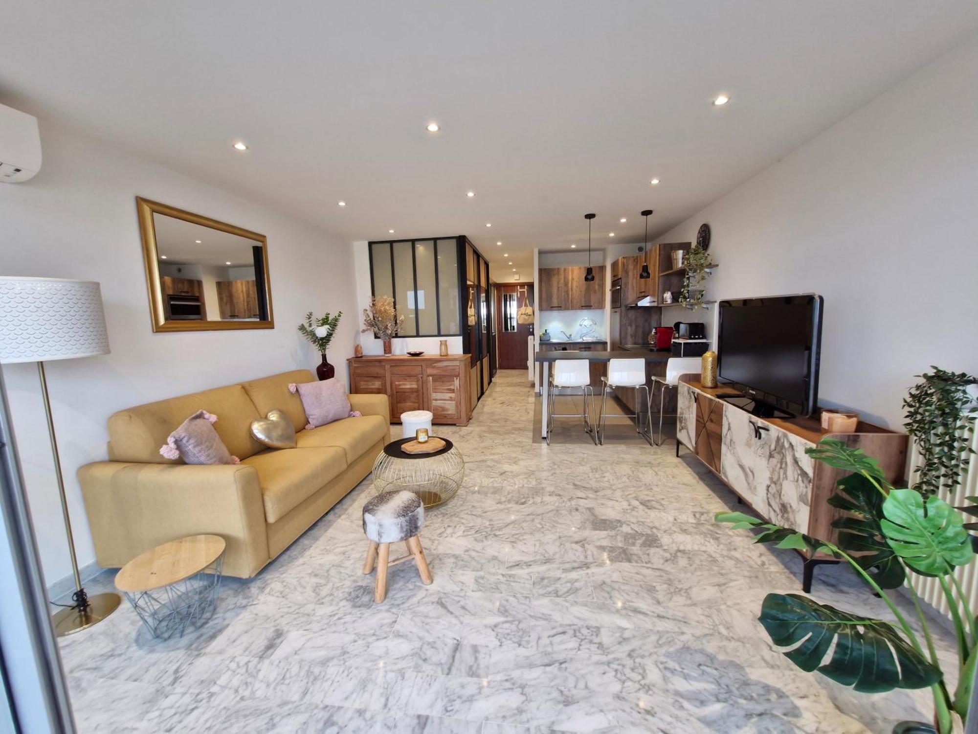 Sunny And Cosy Sea View Studio Antibes Exteriér fotografie